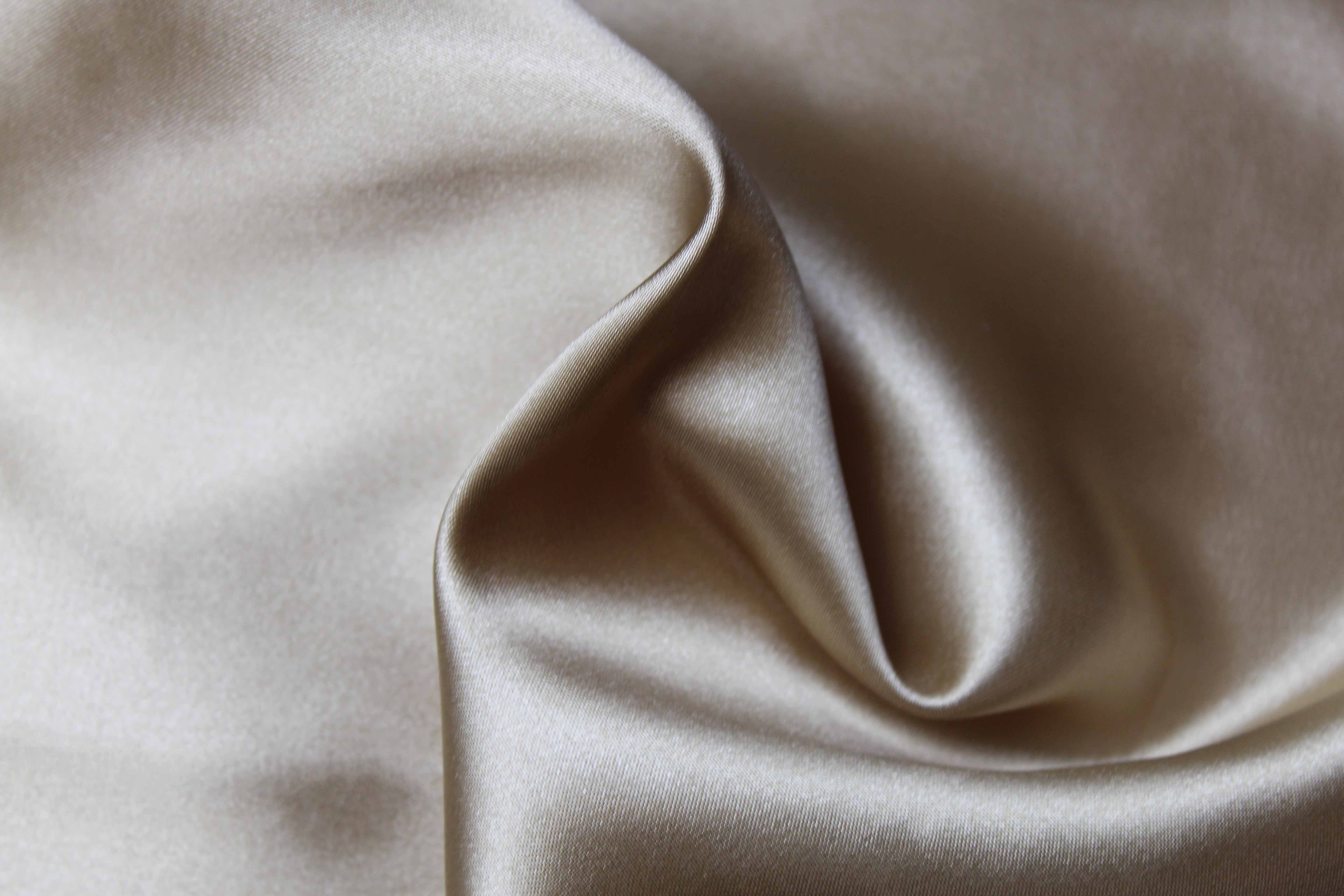 POLY SATIN - BEIGE